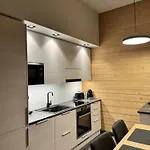 Διαμέρισμα Luxury With Private Jacuzzi And 2 Passes In Levi!