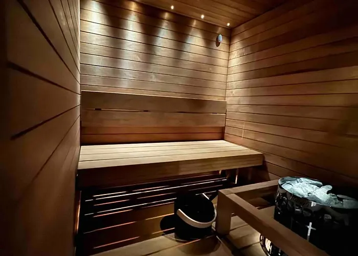 Lägenhet Luxury With Private Jacuzzi And 2 Passes In Levi!